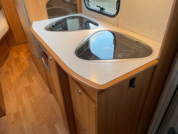 Adria Classica 613 PK, BJ.2008 Alde en Airco6 slaapplaatsen - Afbeelding 27