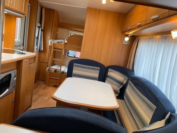 Adria Classica 613 PK, BJ.2008 Alde en Airco6 slaapplaatsen - Afbeelding 24