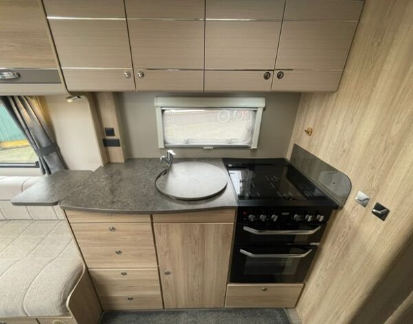 ELDDIS Avante 860 bj.2018, AIRCO, MOVER, DOUCHE - Afbeelding 19