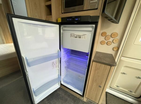ELDDIS Avante 860 bj.2018, AIRCO, MOVER, DOUCHE - Afbeelding 24