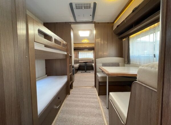HOBBY Prestige 720 UKFE bj.2015, 7 SLAAPPLAATSEN MOVER AIRCO - Afbeelding 5