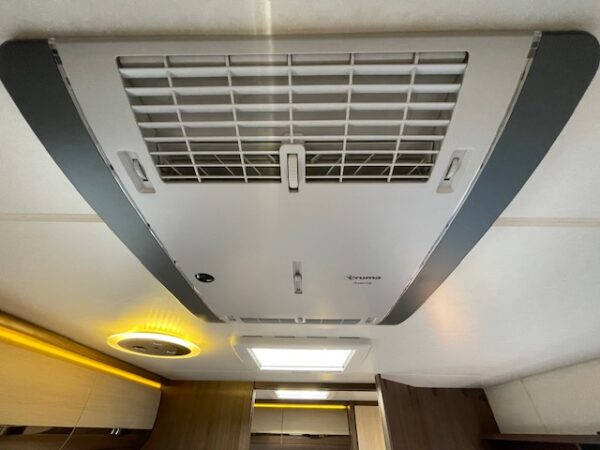 HOBBY Prestige 720 UKFE bj.2015, 7 SLAAPPLAATSEN MOVER AIRCO - Afbeelding 31