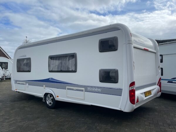 HOBBY De Luxe 560 KMFE bj.2011, KINDERKAMER, MOVER, VOORTENT - Afbeelding 3
