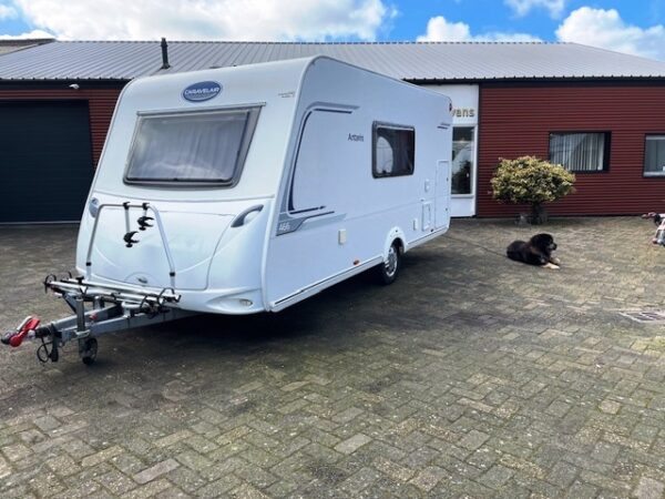 Caravelair Antares 466, bj.2017, 6 persoons met voortent - Afbeelding 2