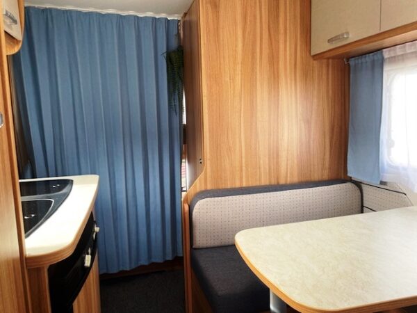 Caravelair Antares 466, bj.2017, 6 persoons met voortent - Afbeelding 22