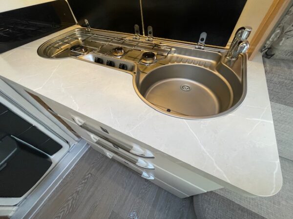 HOBBY De Luxe 400 SFE bj.2021, AIRCO, LUIFEL, VOORTENT - Afbeelding 15