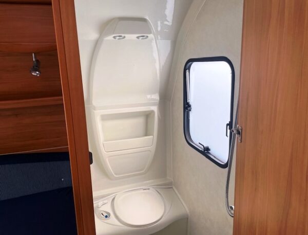 Adria Adora 542TK, bj. 2006, 6 persoons, mover, voortent - Afbeelding 21
