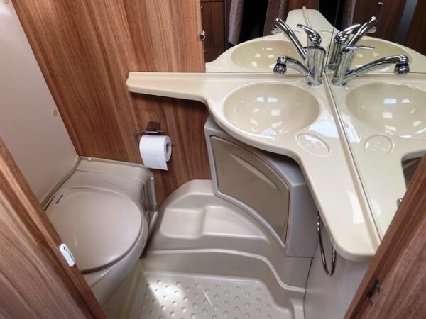 Caravelair Antares Luxe 450, bj.2014 met mover en voortent - Afbeelding 15