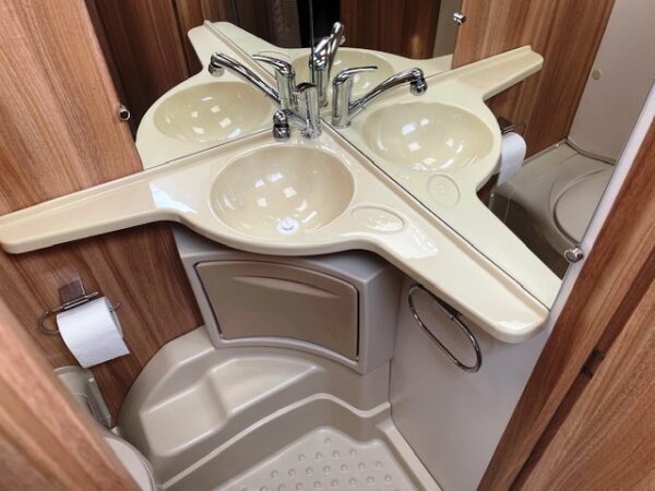 Caravelair Antares Luxe 450, bj.2014 met mover en voortent - Afbeelding 13