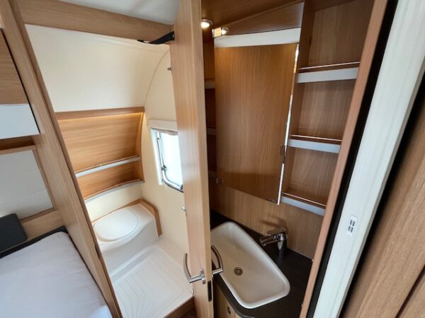 KNAUS Sudwind Silver Selection 450 FU bj.2018 MOVER VOORTENT - Afbeelding 23