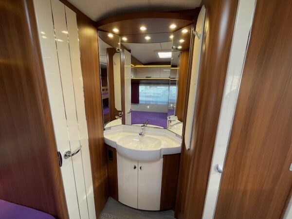 HOBBY Premium 650 UKFE bj.2016, MOVER, KINDERKAMER, CASSETTELUIFEL - Afbeelding 21