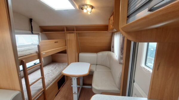 Adria Classica 663 KP, bj.2009 met AIRCO en MOVER 7/8 pers. - Afbeelding 6