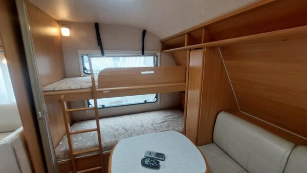 Adria Classica 663 KP, bj.2009 met AIRCO en MOVER 7/8 pers. - Afbeelding 7