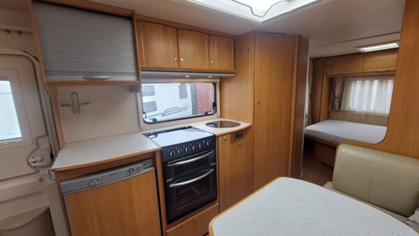 Adria Classica 663 KP, bj.2009 met AIRCO en MOVER 7/8 pers. - Afbeelding 32