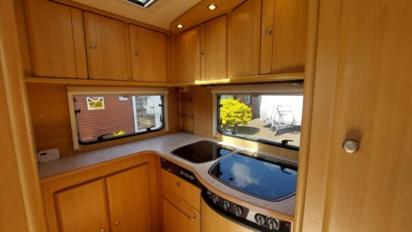 DETHLEFFS CAMPER 395 HK, bj.2003, MOVER, ISABELLA VOORTENT - Afbeelding 9