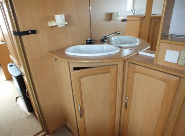 ELDDIS Corona 530 bj.2004, FRANS BED, DOUCHE - Afbeelding 17
