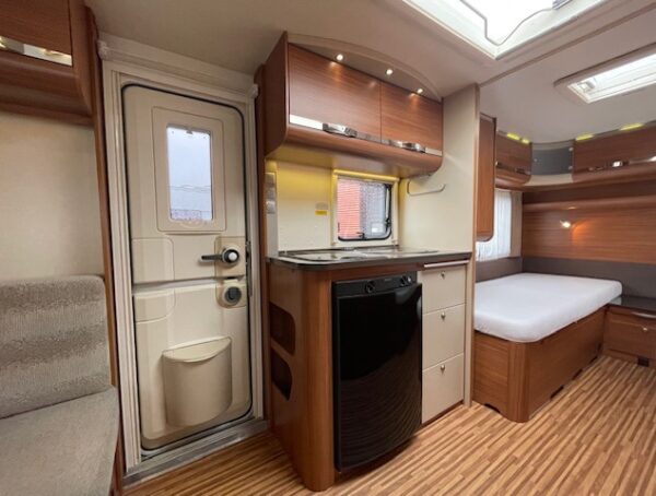 ADRIA Adora 492 UL bj.2012, met ENKELE BEDDEN, MOVER, PANORAMA LUIFEL - Afbeelding 11