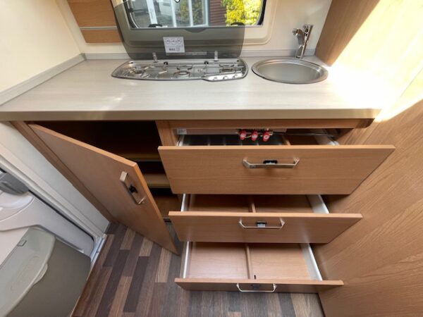KNAUS Sport bj.2016, QUEENSBED, MOVER - Afbeelding 14