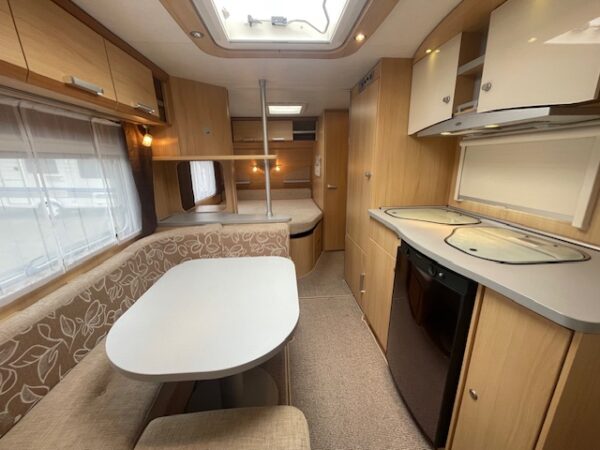 LMC Cello 560 K bj.2009, MOVER, VOORTENT, ALDE, KINDERKAMER - Afbeelding 8