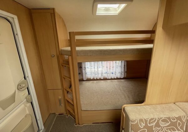 LMC Cello 560 K bj.2009, MOVER, VOORTENT, ALDE, KINDERKAMER - Afbeelding 17