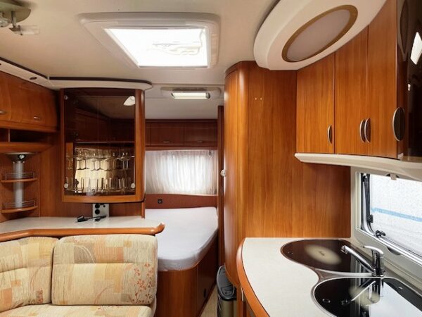 Hobby Excellent 560 KMFE, bj.2008, 7 PERSOONS met MOVER - Afbeelding 6