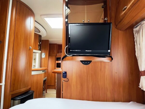Hobby Excellent 560 KMFE, bj.2008, 7 PERSOONS met MOVER - Afbeelding 24
