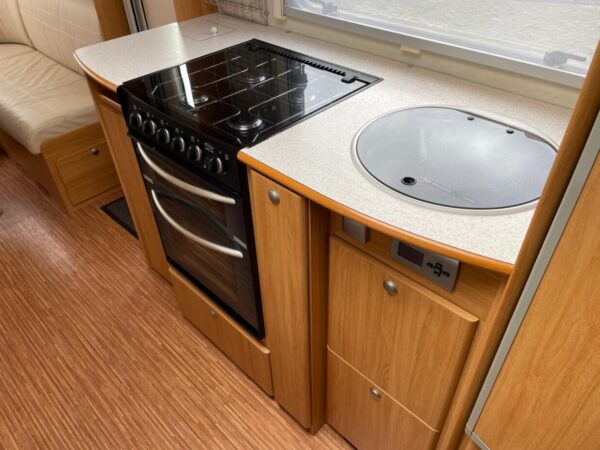 ADRIA Classica 743 UP bj.2009, ALDE, MOVER, QUEENSBED - Afbeelding 27