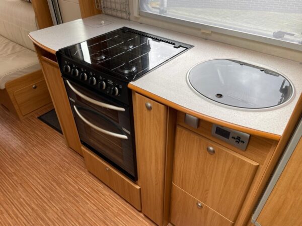 ADRIA Classica 743 UP bj.2009, ALDE, MOVER, QUEENSBED - Afbeelding 19