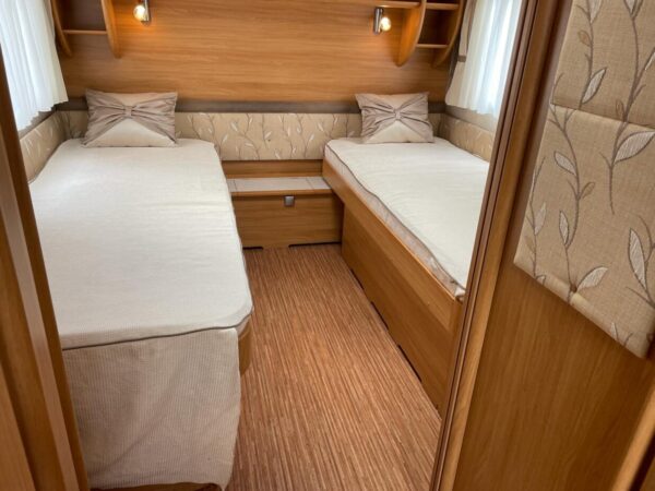 ADRIA Classica 743 UP bj.2009, ALDE, MOVER, QUEENSBED - Afbeelding 23