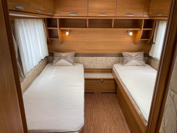 ADRIA Classica 743 UP bj.2009, ALDE, MOVER, QUEENSBED - Afbeelding 20