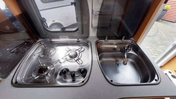 Kip TRAVELLER 41TDB bj.2004, voortent, vloerverwarming - Afbeelding 9