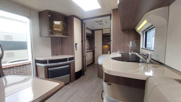 HOBBY PRESTIGE 720 KFU bj.2016, VOORTENT, KINDERKAMER, AIRCO - Afbeelding 22