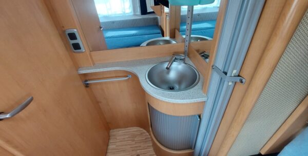 Eriba Living 465 bj.2006 met VOORTENT en FRANSBED!! - Afbeelding 14