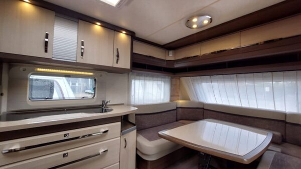 HOBBY PRESTIGE 720 KFU bj.2016, VOORTENT, KINDERKAMER, AIRCO - Afbeelding 5