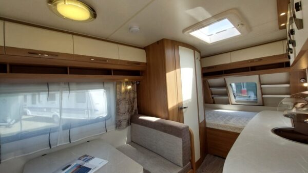 Hobby De Luxe 440 SF bj.2020 met VOORTENT!!! - Afbeelding 13