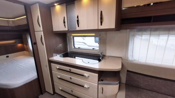 HOBBY PRESTIGE 720 KFU bj.2016, VOORTENT, KINDERKAMER, AIRCO - Afbeelding 10