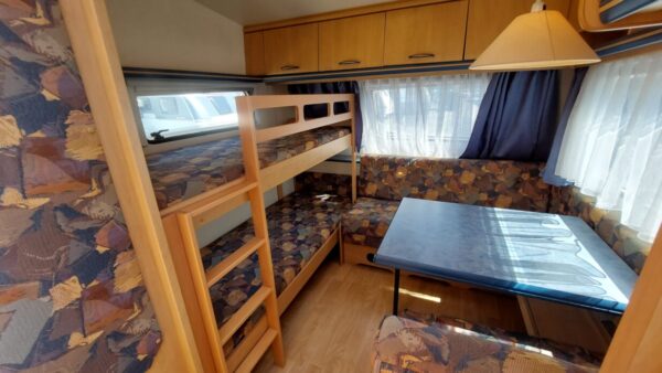 HOBBY DE LUXE 495 UK bj.2002 met KINDERKAMER en VOORTENT!!! - Afbeelding 21