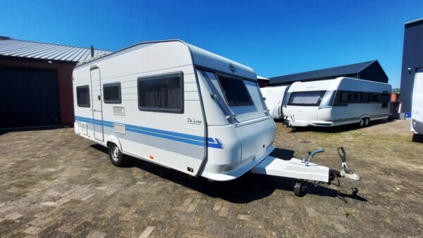 HOBBY DE LUXE 495 UK bj.2002 met KINDERKAMER en VOORTENT!!!