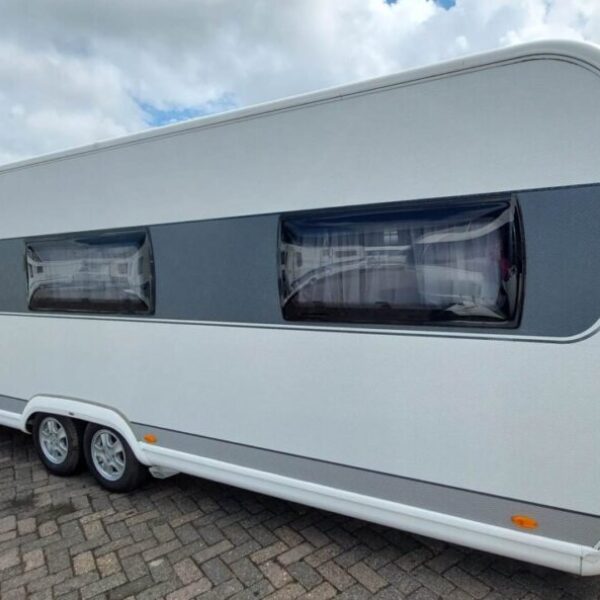 Hobby Vip 645 bj.2015, FRANSBED, MOVER, VOORTENT!!!