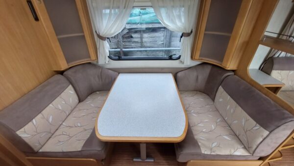 Adria Classica 743 UP bj.2010 met MOVER en VOORTENT!!! - Afbeelding 9