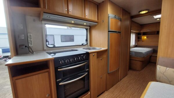 Adria Classica 743 UP bj.2010 met MOVER en VOORTENT!!! - Afbeelding 13