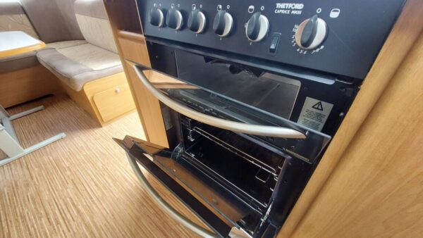 Adria Classica 743 UP bj.2010 met MOVER en VOORTENT!!! - Afbeelding 15