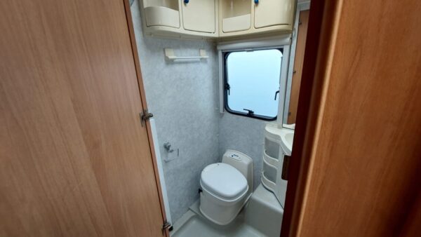 Adria Classica 743 UP bj.2010 met MOVER en VOORTENT!!! - Afbeelding 17