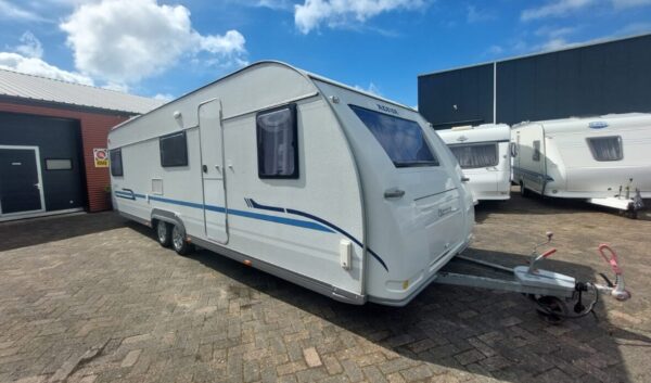 Adria Classica 743 UP bj.2010 met MOVER en VOORTENT!!!