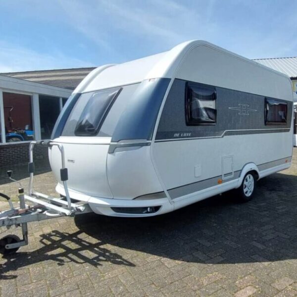 Hobby De Luxe 440 SF bj.2020 met VOORTENT!!!