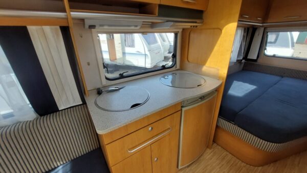 Eriba Living 465 bj.2006 met VOORTENT en FRANSBED!! - Afbeelding 8