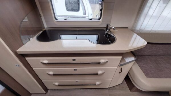 HOBBY PRESTIGE 720 KFU bj.2016, VOORTENT, KINDERKAMER, AIRCO - Afbeelding 11