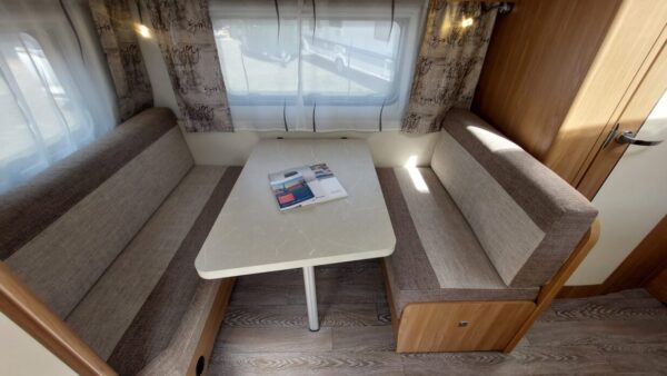 Hobby De Luxe 440 SF bj.2020 met VOORTENT!!! - Afbeelding 6