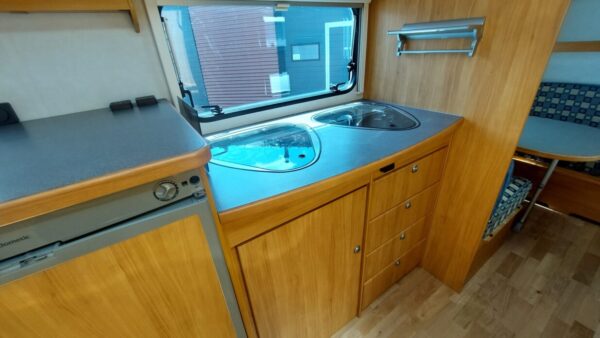 Adria Adora 552 UK bj. 2004 KINDERKAMER, MOVER en WINTERVOORTENT!!! - Afbeelding 7