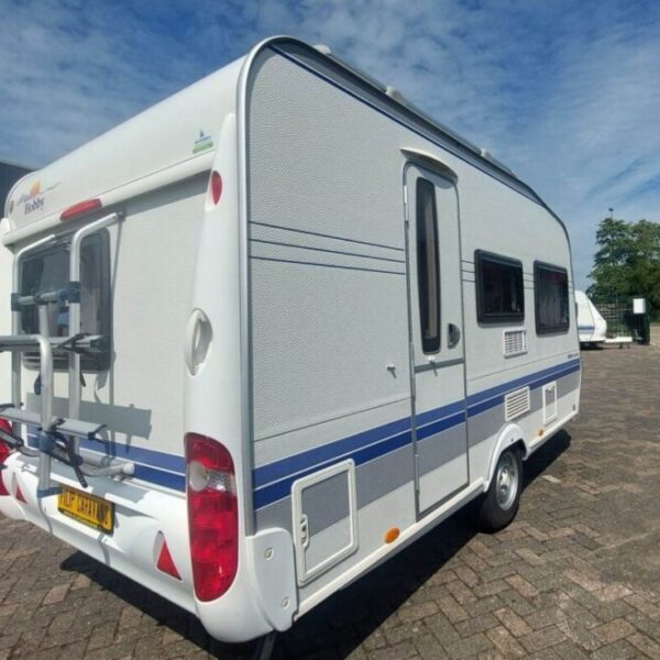 HOBBY DE LUXE 400 SF bj.2008 met VOORTENT
